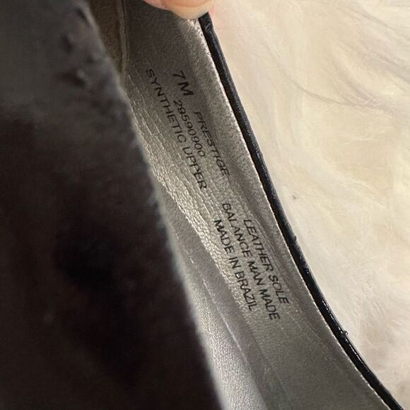 Carlos by Carlos Santana  black peep toe heel, satin black front detailing - Picture 7 of 8